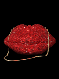« Unveiling the Allure: The Hallie Sexy Lip Clutch Bag – A Fusion of Fashion and Luxury »