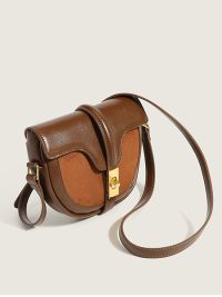 « Zayla&rsquo;s Chic Saddle Bag Sling: The Perfect Mini Crossbody for the Modern Woman »