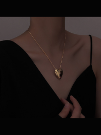 « Discover the Elegance: The Hailey Stainless Steel Plated Gold Heart Pendant Necklace »