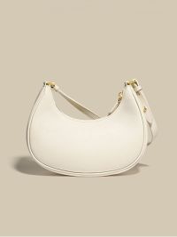 « Introducing Ivy: The Ultimate Italian Leather Baguette Bag for the Modern Woman »