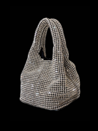 « Shimmering Nights: The Lara Crystal Evening Purse – A Must-Have Accessory for Every Marriage Celebration »