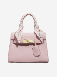 « Vera: The Mini Tote Bag Revolutionizing the World of Fashion Handbags »