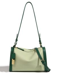 « Unveiling Audrey: The Timeless Elegance of a Genuine Leather Boston Shoulder Bag »
