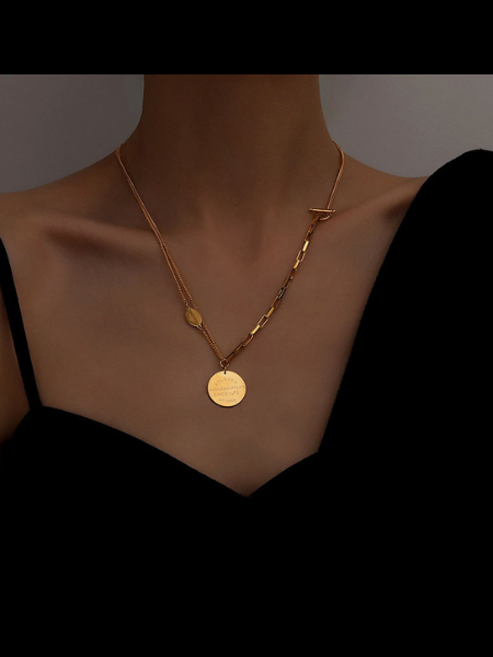 Timeless Elegance: The Vintage Coin Necklace for Autumn Layering