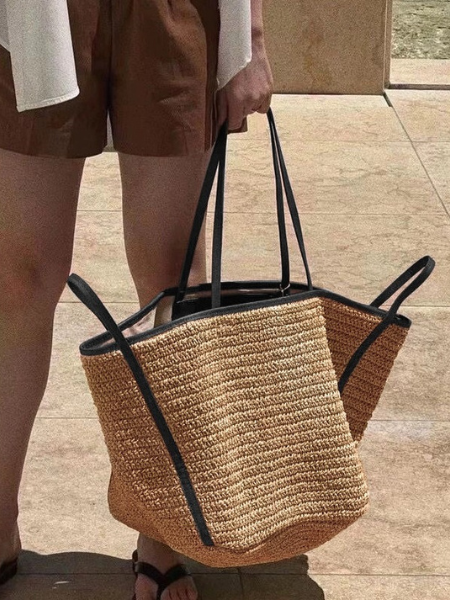 Elevate Your Autumn Beach Style with the Timeless Coco Tote